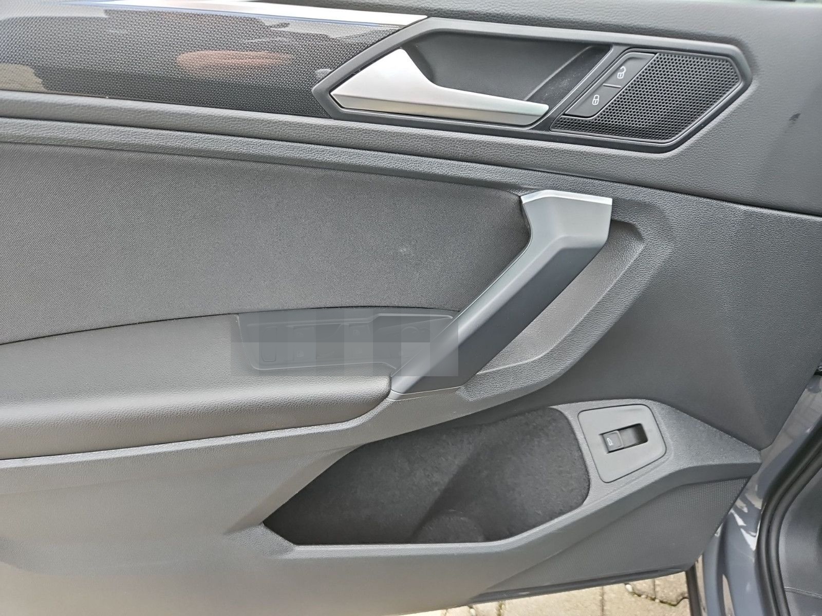 Volkswagen Tiguan 2.0 TDI Elegance 4Motion/NAVI/AHK/Matrix foto 13