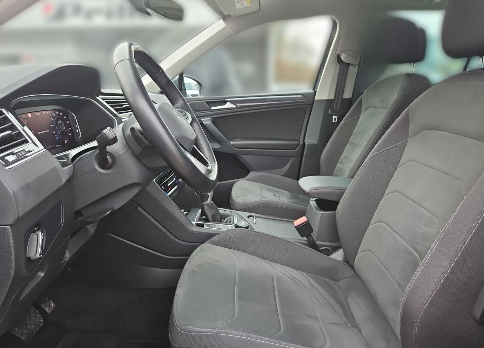 Volkswagen Tiguan 2.0 TDI Elegance 4Motion/NAVI/AHK/Matrix foto 7