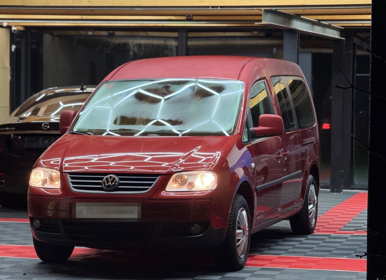 Volkswagen Caddy Maxi Behindertengerecht-Rampe foto 27
