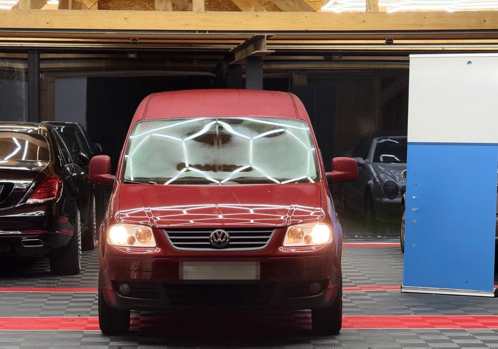 Volkswagen Caddy Maxi Behindertengerecht-Rampe foto 31