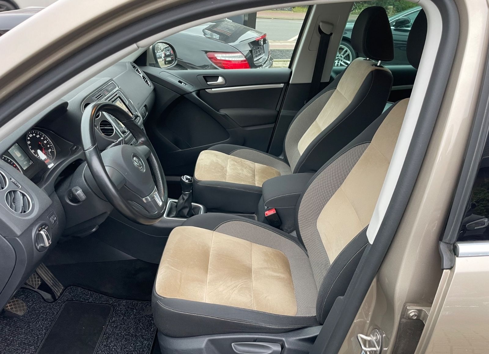 Volkswagen Tiguan Sport & Style BMT,20 Zoll Alu,Navi foto 14