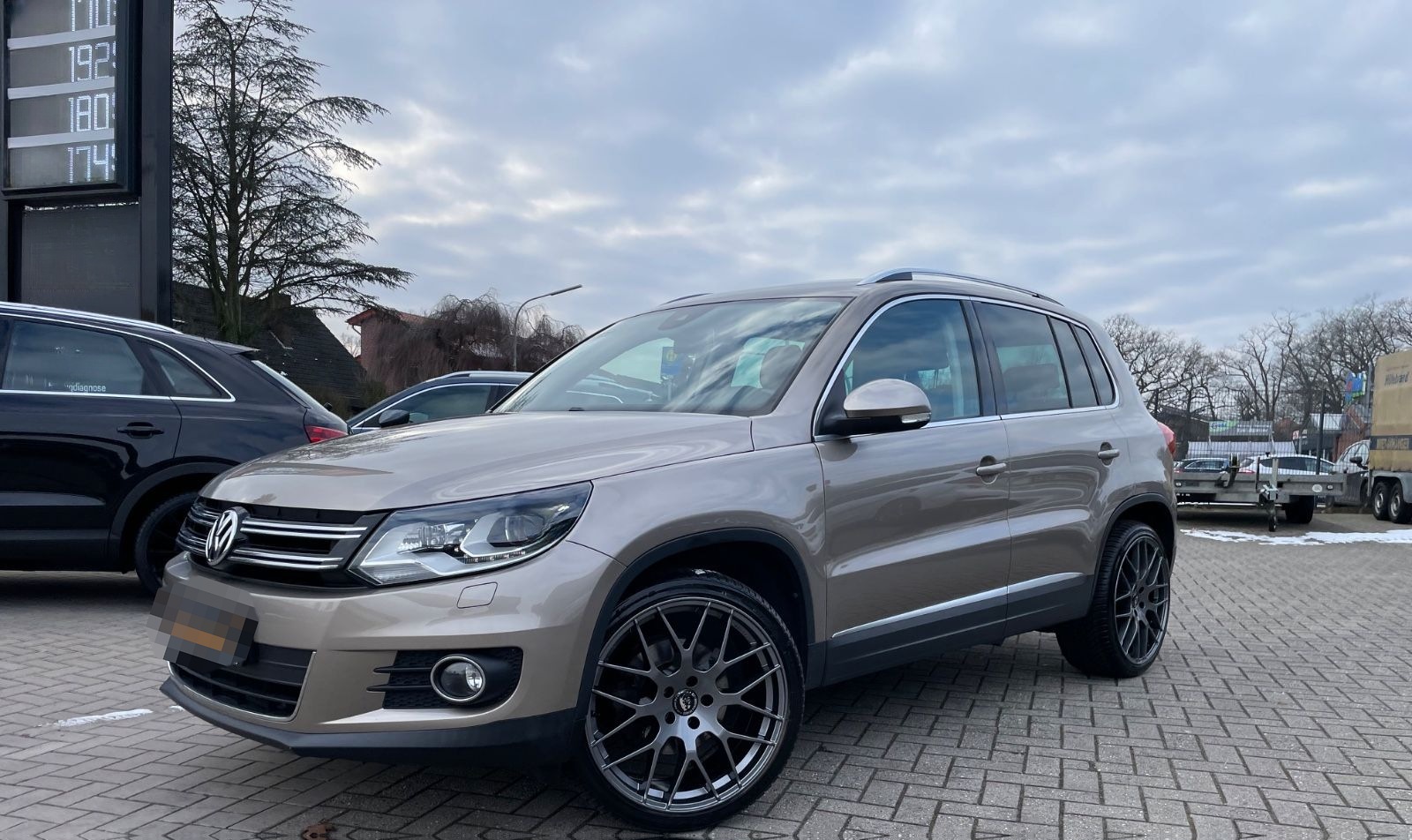 Volkswagen Tiguan Sport & Style BMT,20 Zoll Alu,Navi foto 3