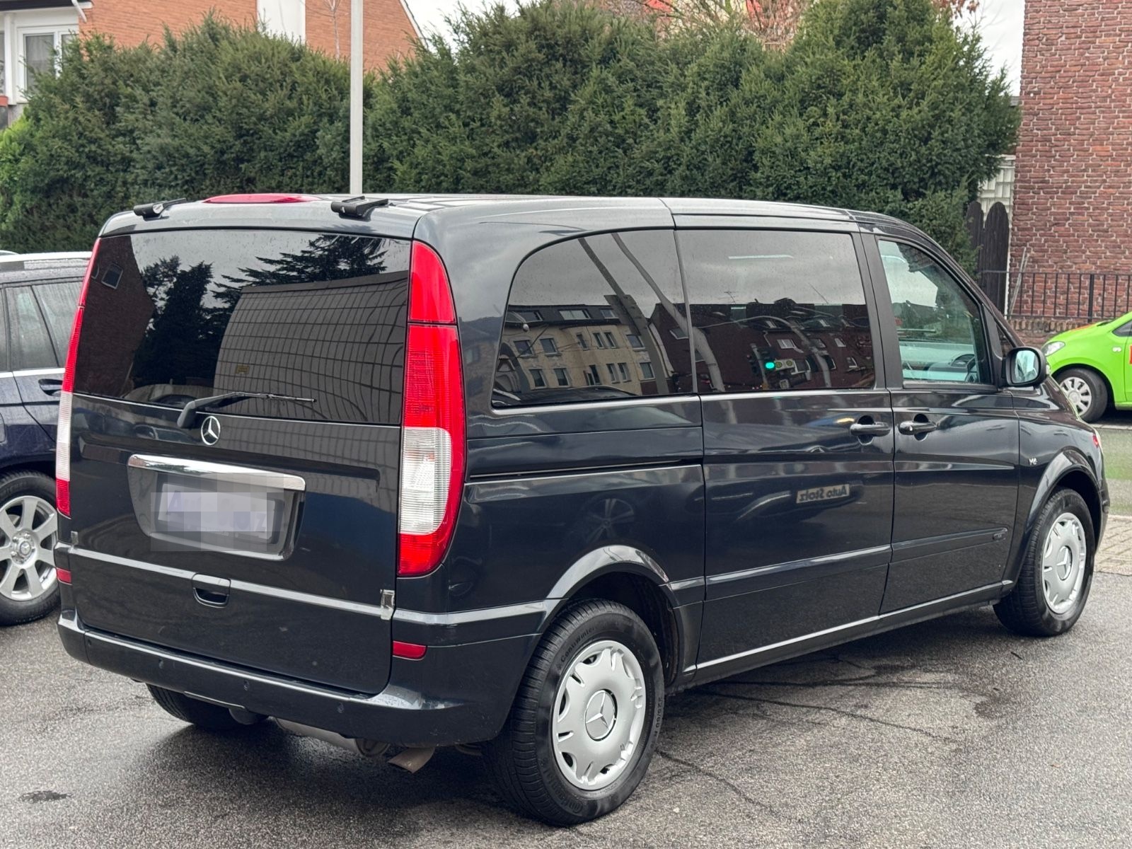 Mercedes-Benz Viano Fun 3.0 CDI kompakt LEDER,AUTOMATIK,AHK foto 2