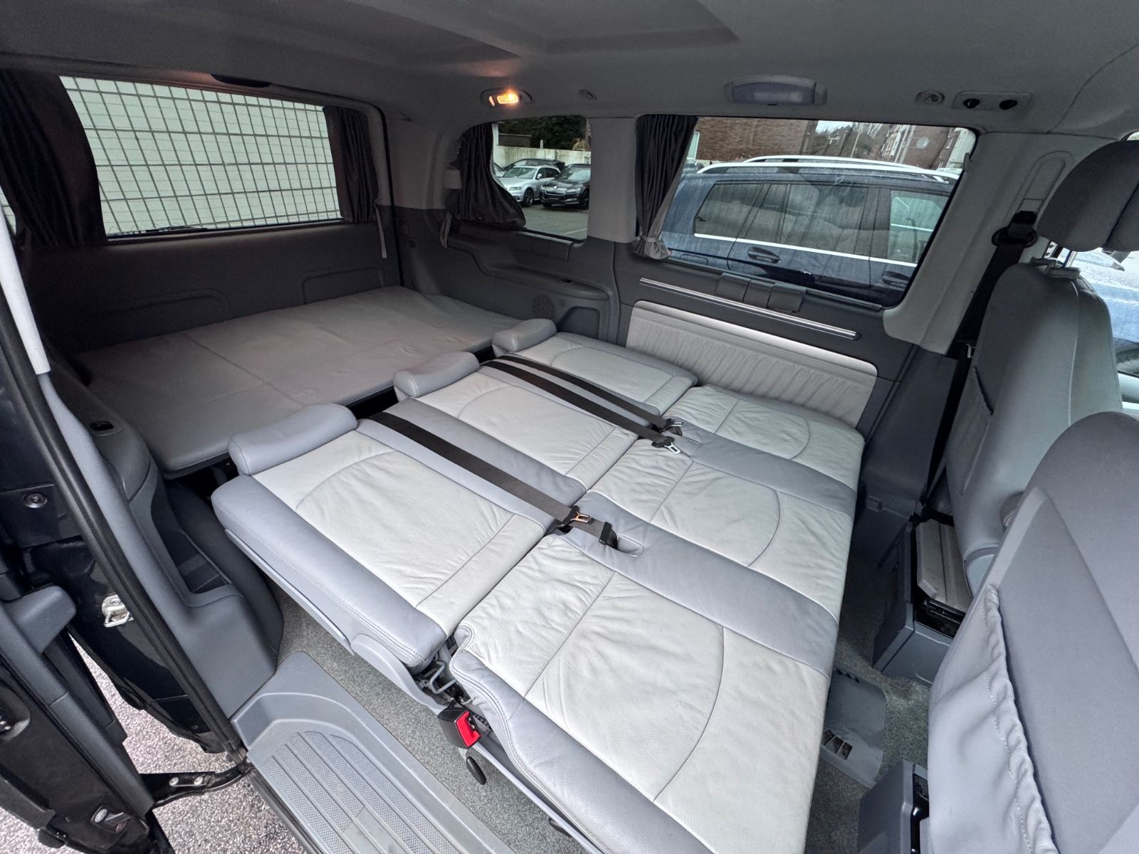 Mercedes-Benz Viano Fun 3.0 CDI kompakt LEDER,AUTOMATIK,AHK foto 13