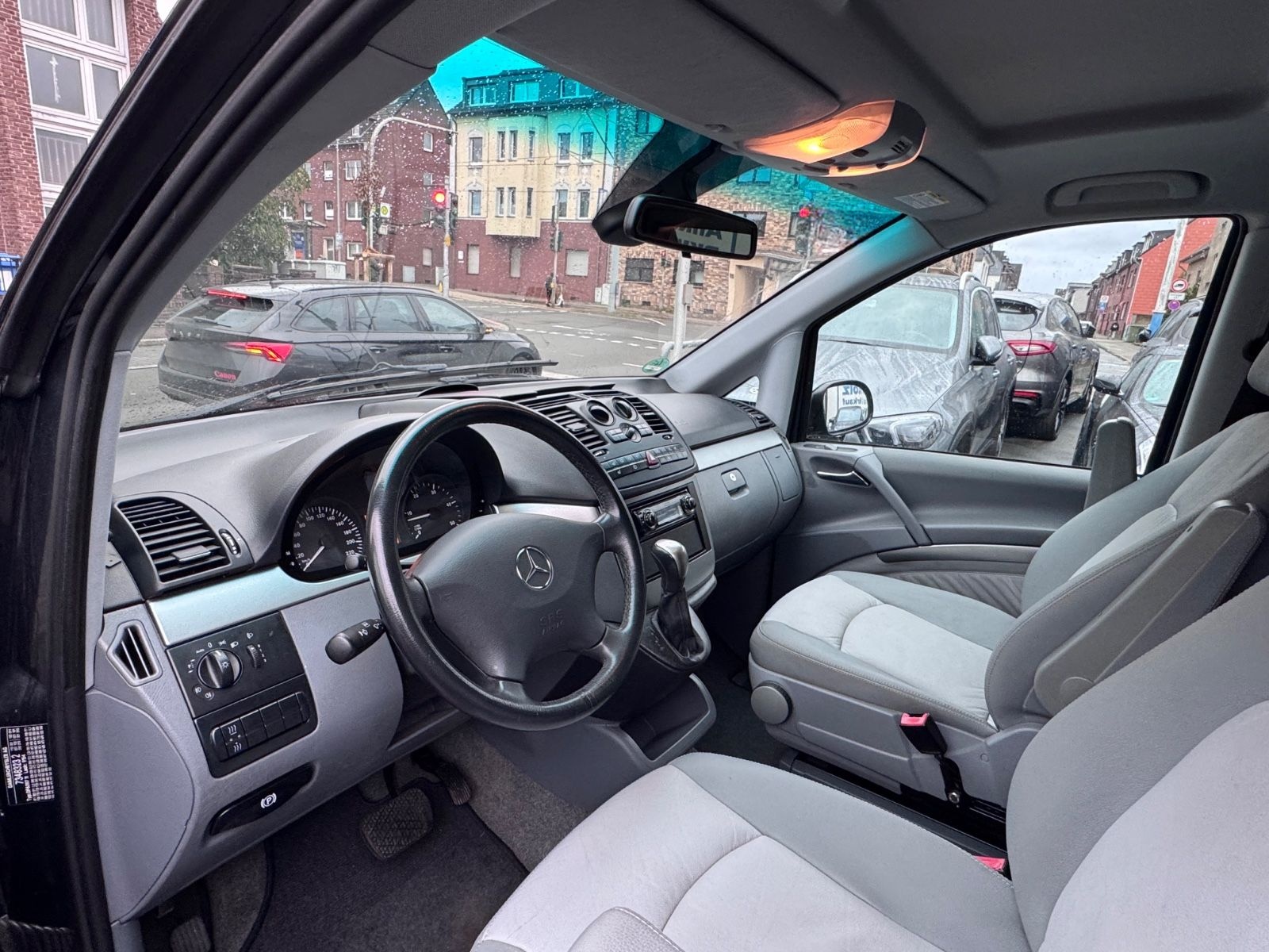 Mercedes-Benz Viano Fun 3.0 CDI kompakt LEDER,AUTOMATIK,AHK foto 7