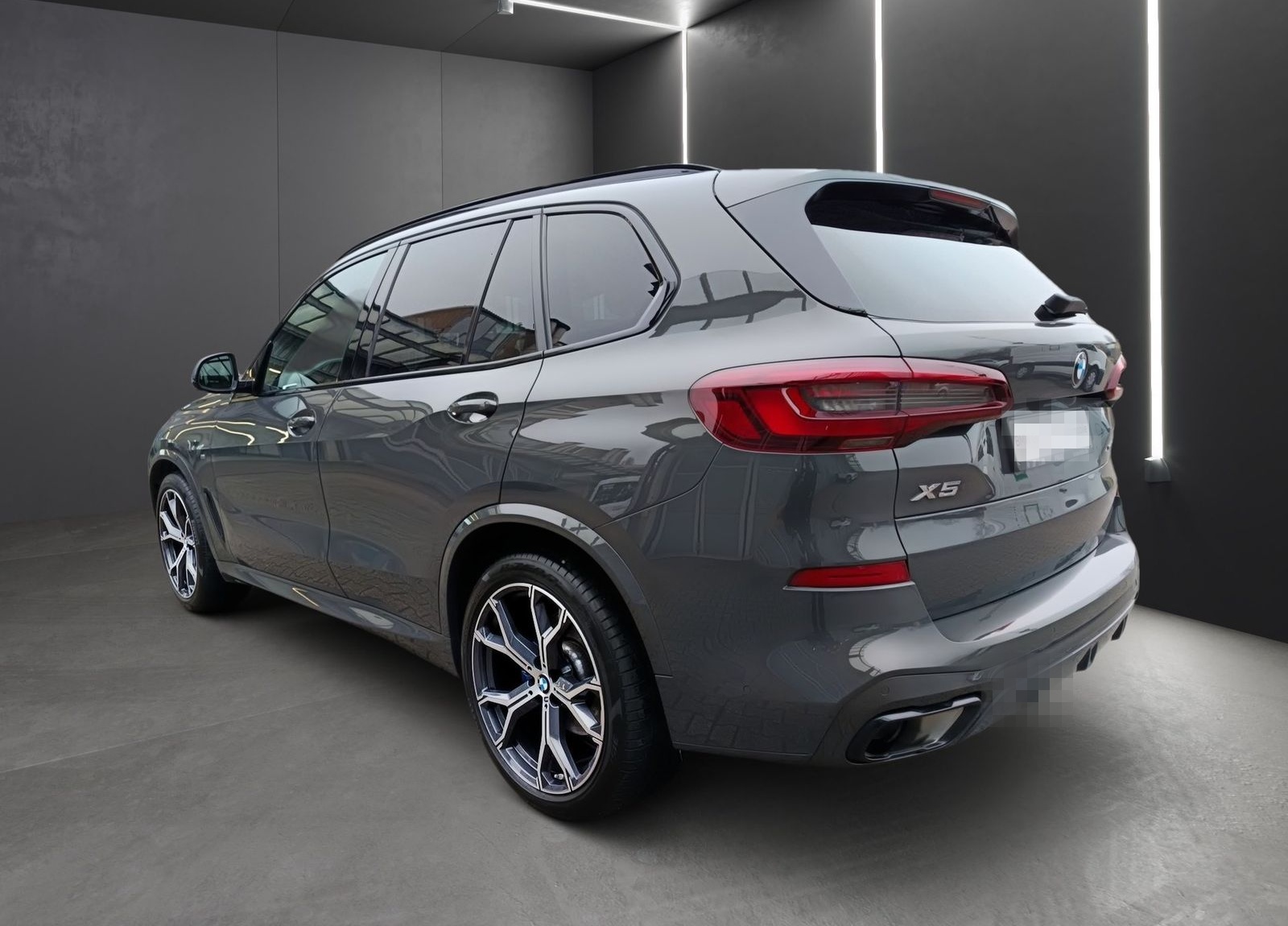 BMW X5 xDrive30d M SPORTPAKET+21"ALU+PANORAMA+HEAD U foto 5