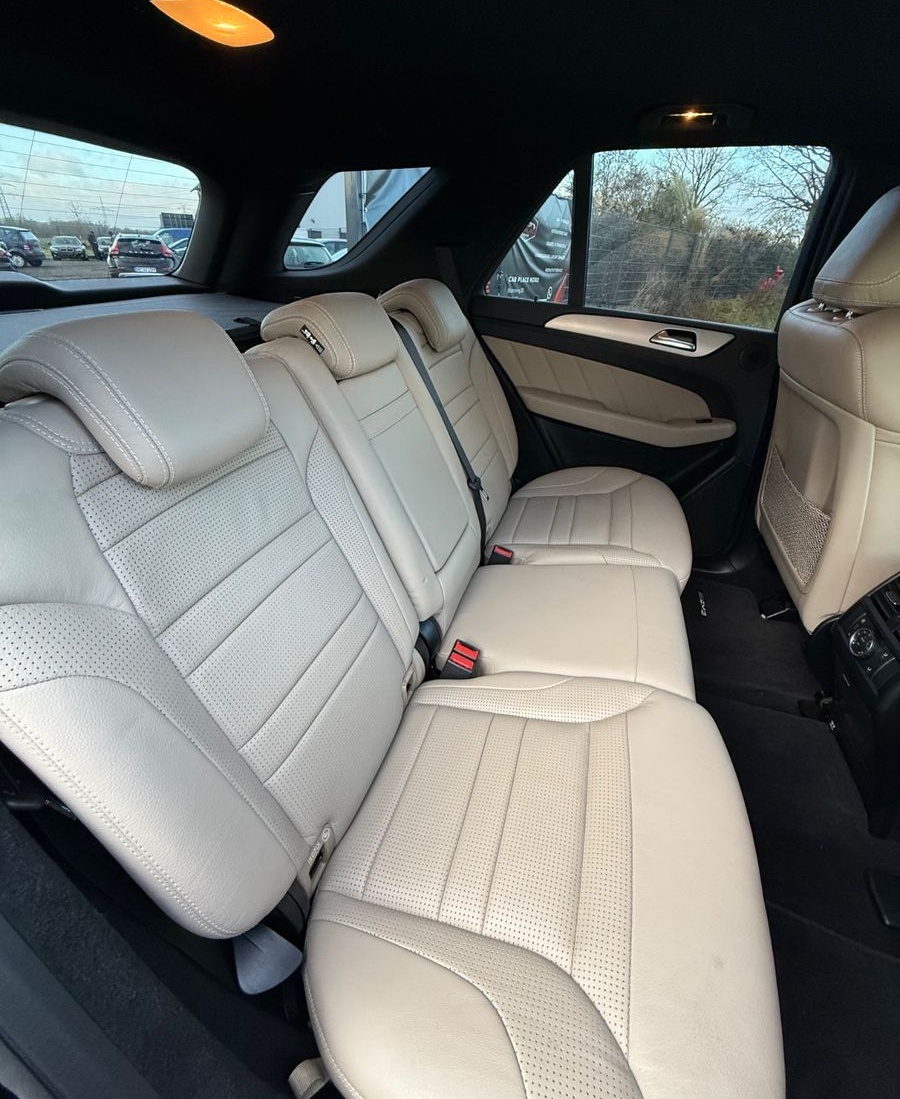 Mercedes-Benz ML 63 AMG SHZ/STANDHEIZUNG/4 MATIC/SEHR GEPFLEGT foto 11