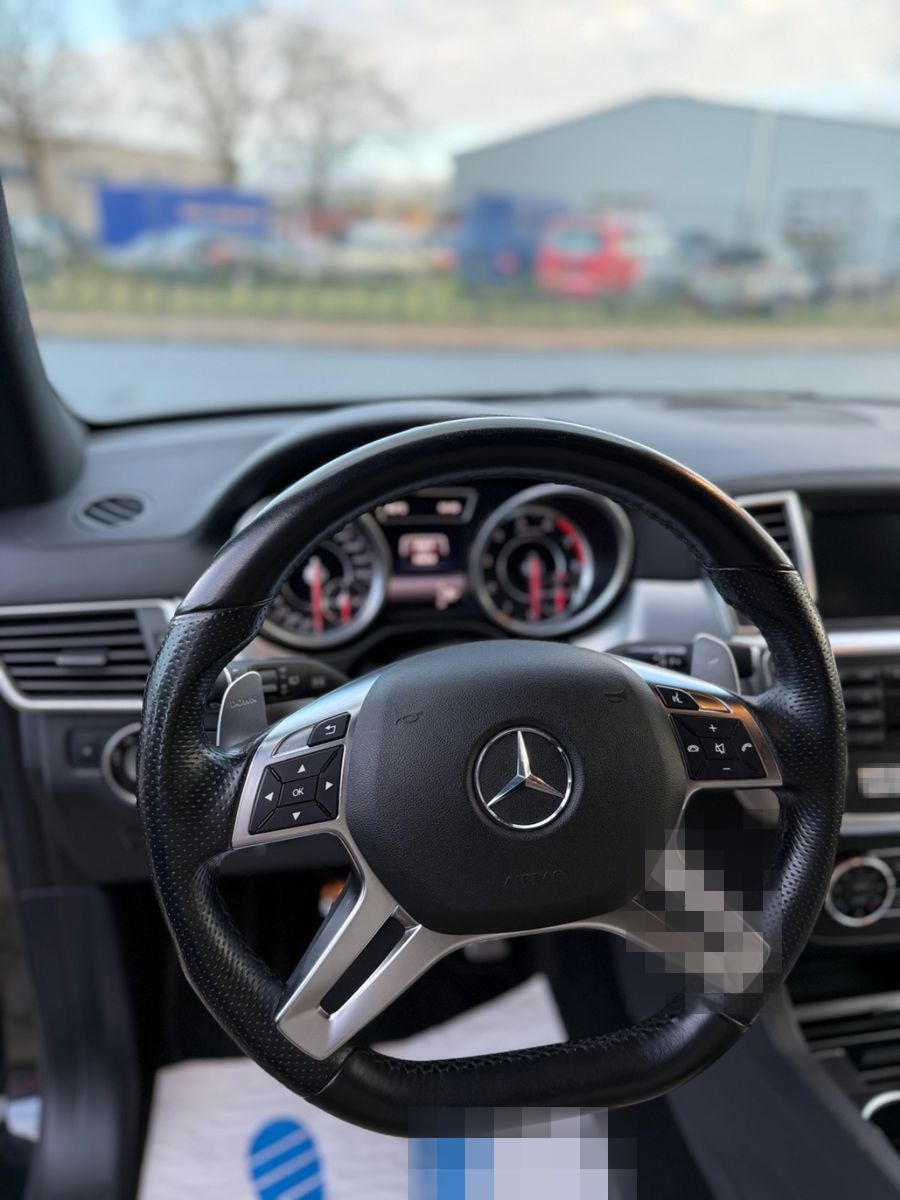 Mercedes-Benz ML 63 AMG SHZ/STANDHEIZUNG/4 MATIC/SEHR GEPFLEGT foto 18