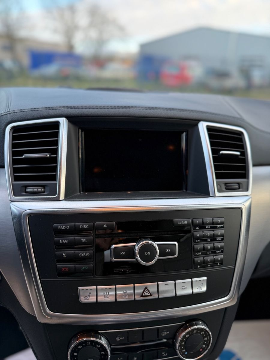 Mercedes-Benz ML 63 AMG SHZ/STANDHEIZUNG/4 MATIC/SEHR GEPFLEGT foto 19