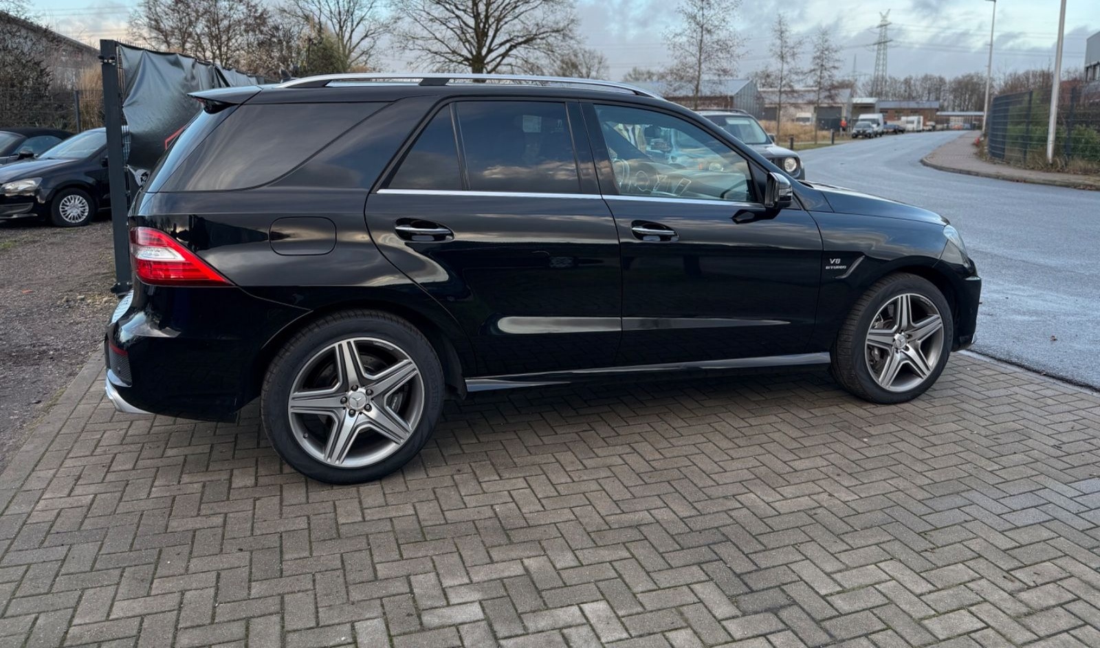 Mercedes-Benz ML 63 AMG SHZ/STANDHEIZUNG/4 MATIC/SEHR GEPFLEGT foto 7