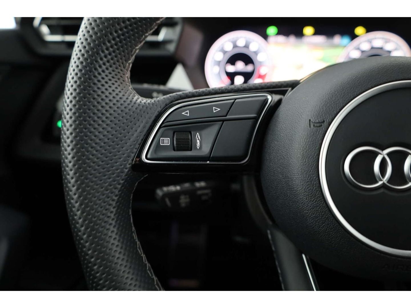 Audi S3 Limousine TFSI quattro HUD/Matrix/P-Dach/NAV foto 14