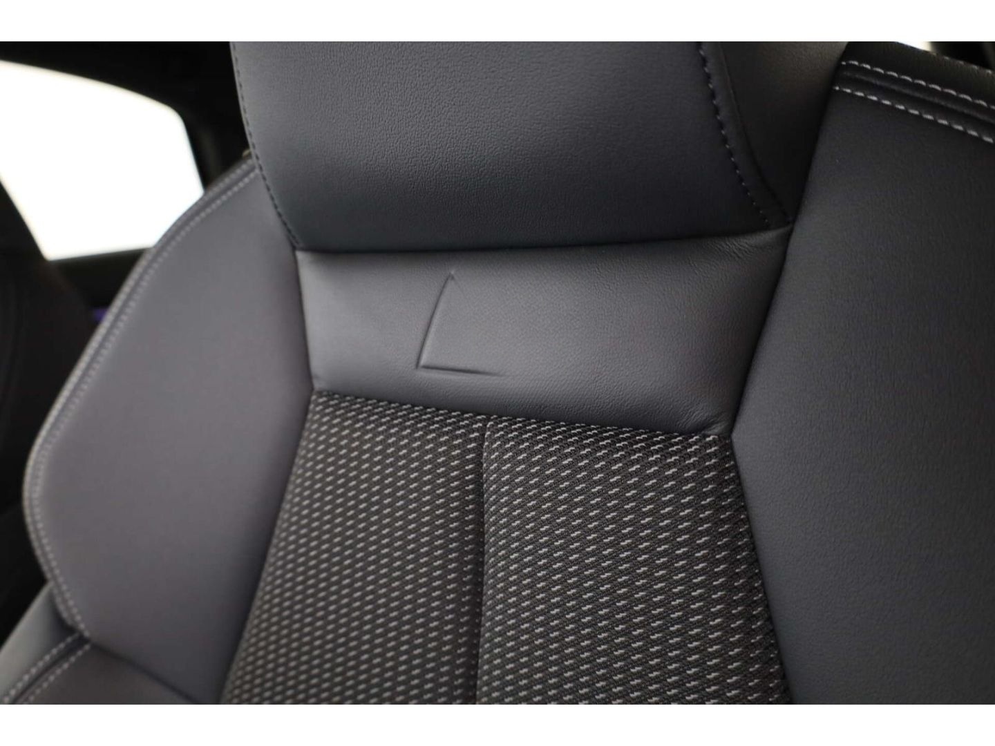 Audi S3 Limousine TFSI quattro HUD/Matrix/P-Dach/NAV foto 22
