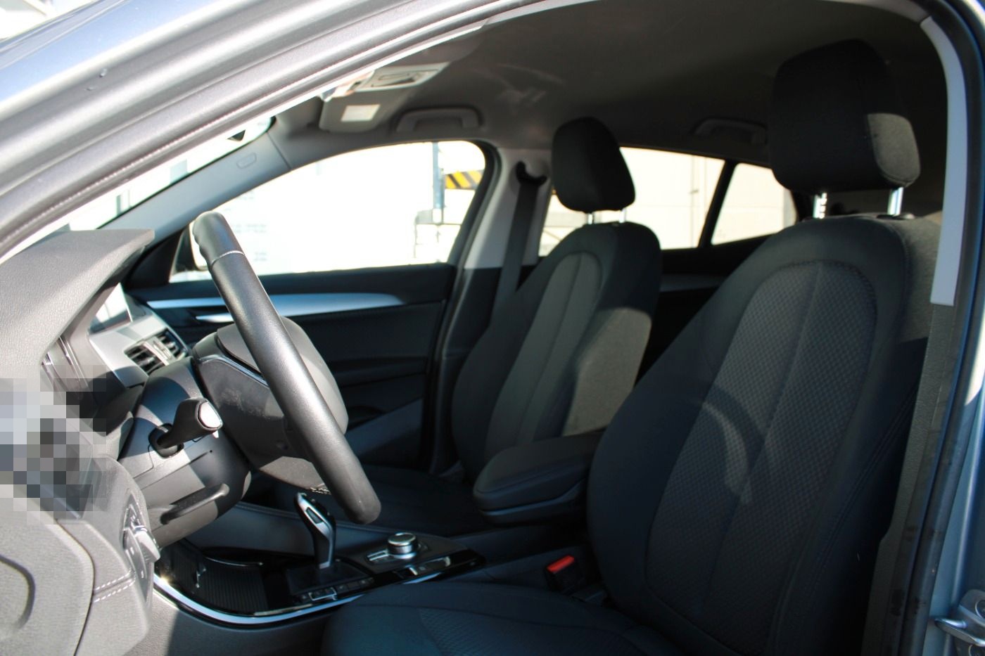 BMW X2 xDrive20i Advantage Navi LED AHK PDC Alu foto 6