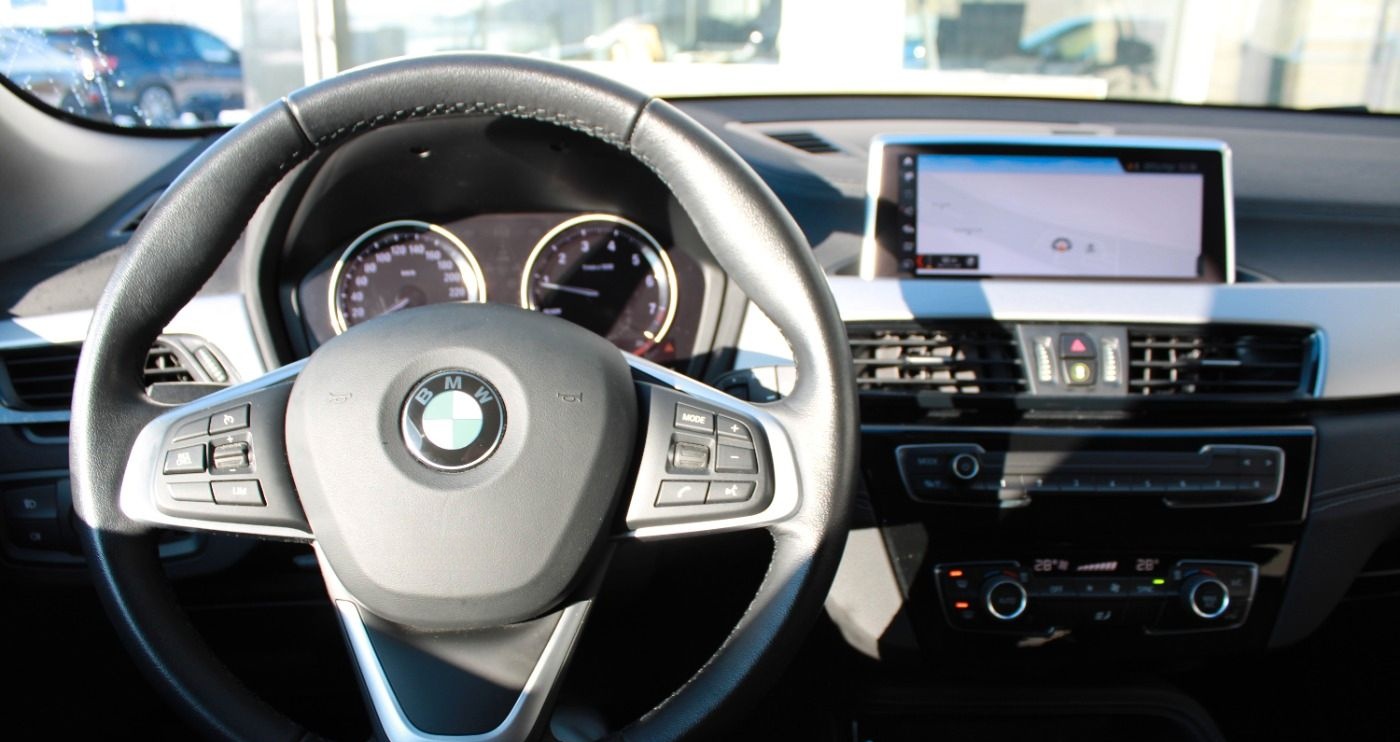 BMW X2 xDrive20i Advantage Navi LED AHK PDC Alu foto 8