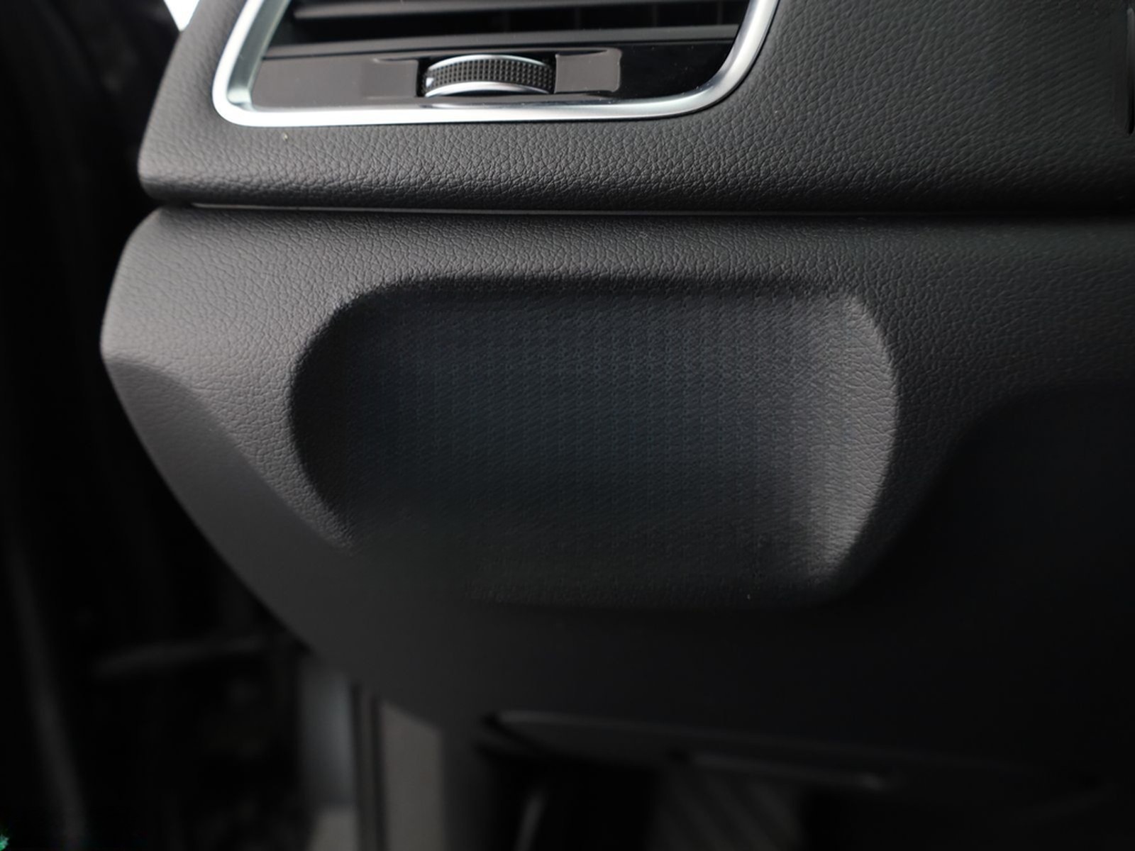 Audi Q3 2.0 TDI qu S LINE KEYLESS,PANO,AHK,SH,1.HAND foto 14