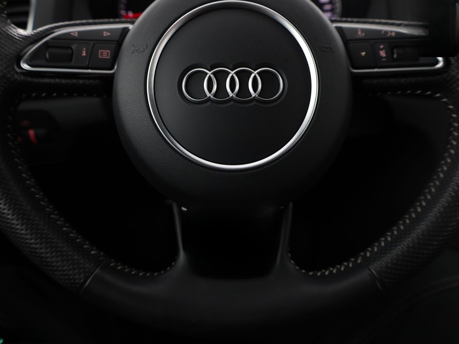 Audi Q3 2.0 TDI qu S LINE KEYLESS,PANO,AHK,SH,1.HAND foto 15