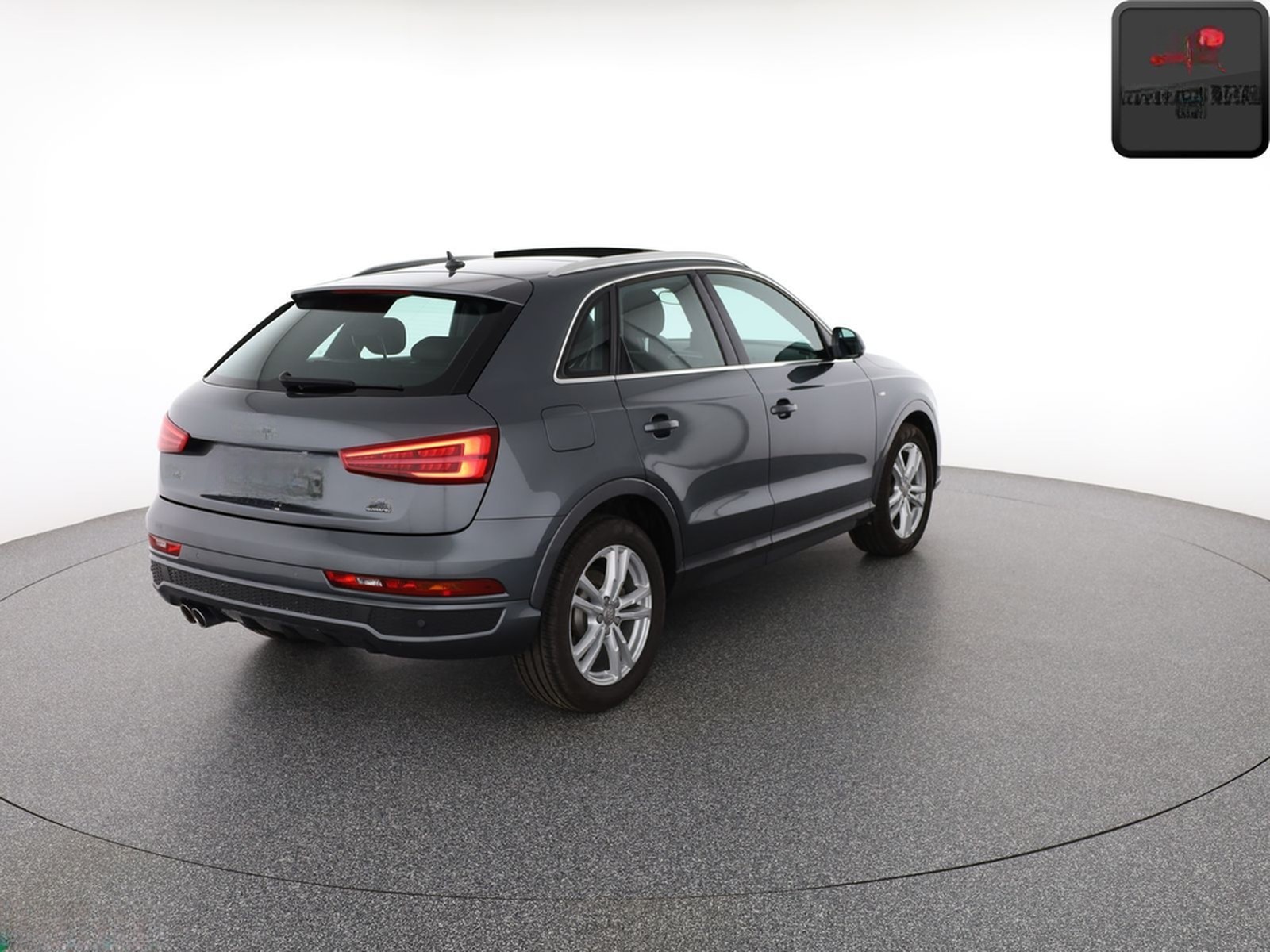 Audi Q3 2.0 TDI qu S LINE KEYLESS,PANO,AHK,SH,1.HAND foto 5