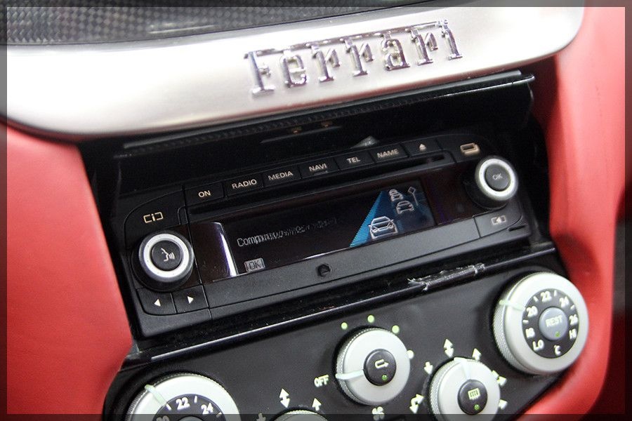 Ferrari 599 GTB Fiorano F1 PDC / LEDER / KERAMIK / 1.HD foto 16