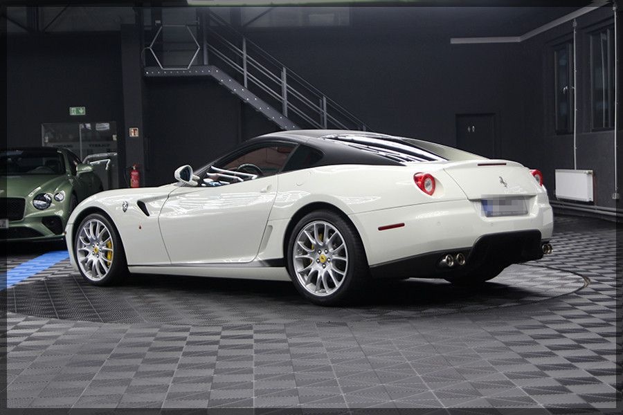 Ferrari 599 GTB Fiorano F1 PDC / LEDER / KERAMIK / 1.HD foto 6