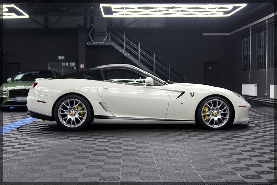 Ferrari 599 GTB Fiorano F1 PDC / LEDER / KERAMIK / 1.HD foto 7