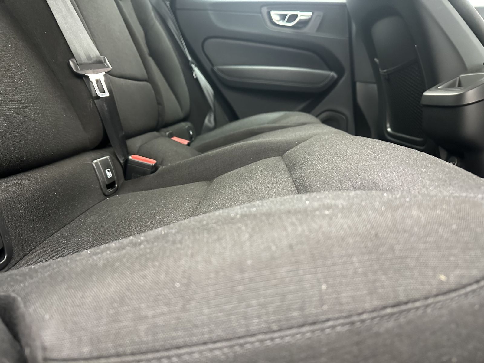 Volvo XC60 Momentum Pro 2WD "1 HAND-NAVI-CAM-SITZH" foto 22