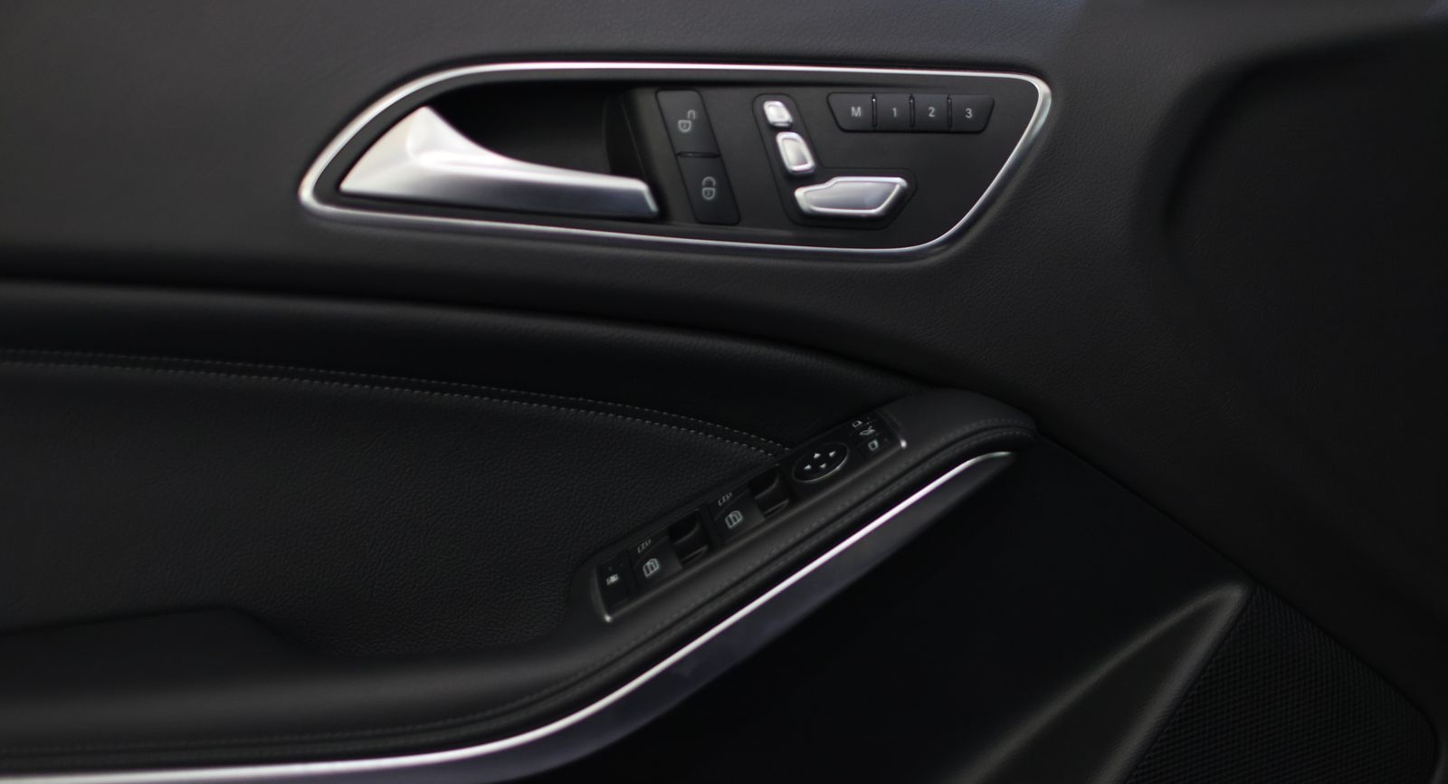 Mercedes-Benz GLA 250 AMG-LINE DISTRONIC / 360°-KAMERA foto 20