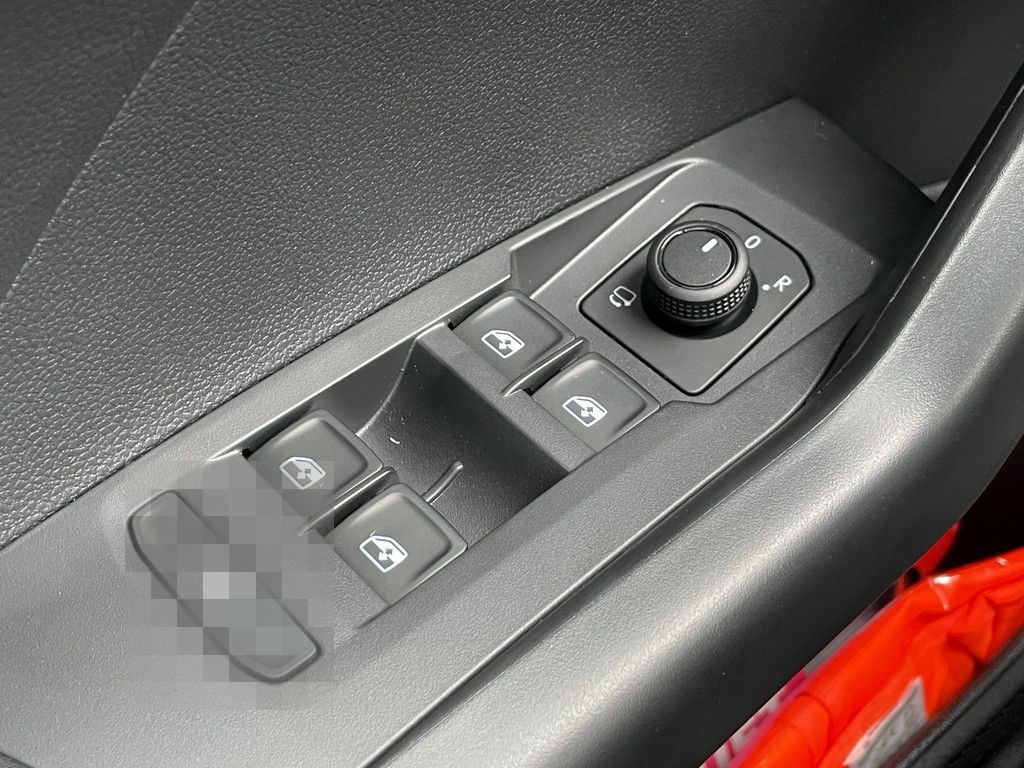 Volkswagen T-Cross 1.0 TSI Life DSG LED CLIMA APP SHZ AHK foto 16