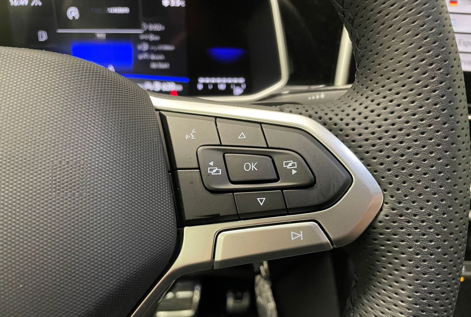Volkswagen T-Roc Cabriolet R-Line 1.5 TSI DSG RFK ACC LED foto 15