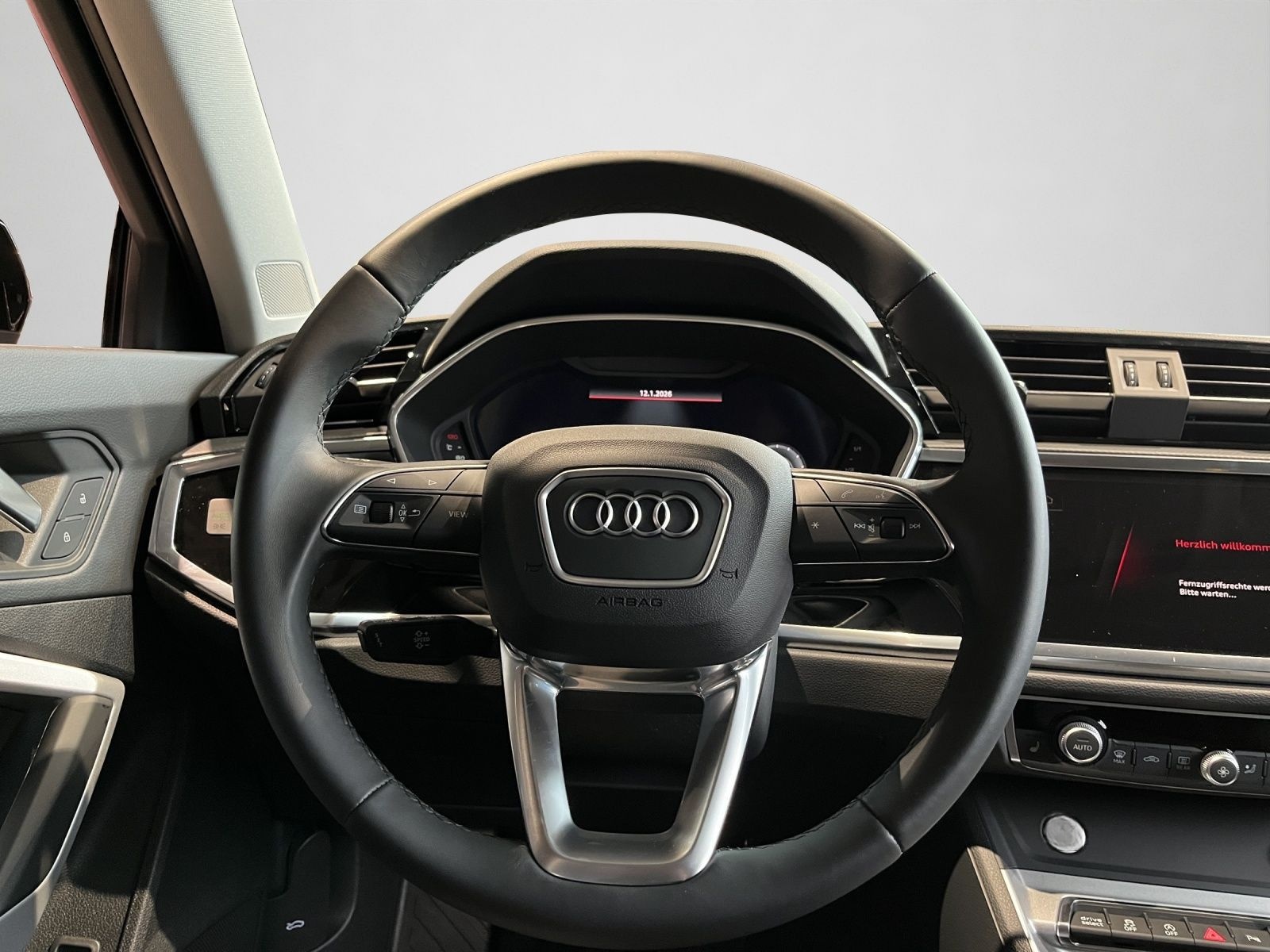 Audi Q3 adv. 35 TDI S-Tro. MMI Plus/Kamera/Komfortpak foto 9