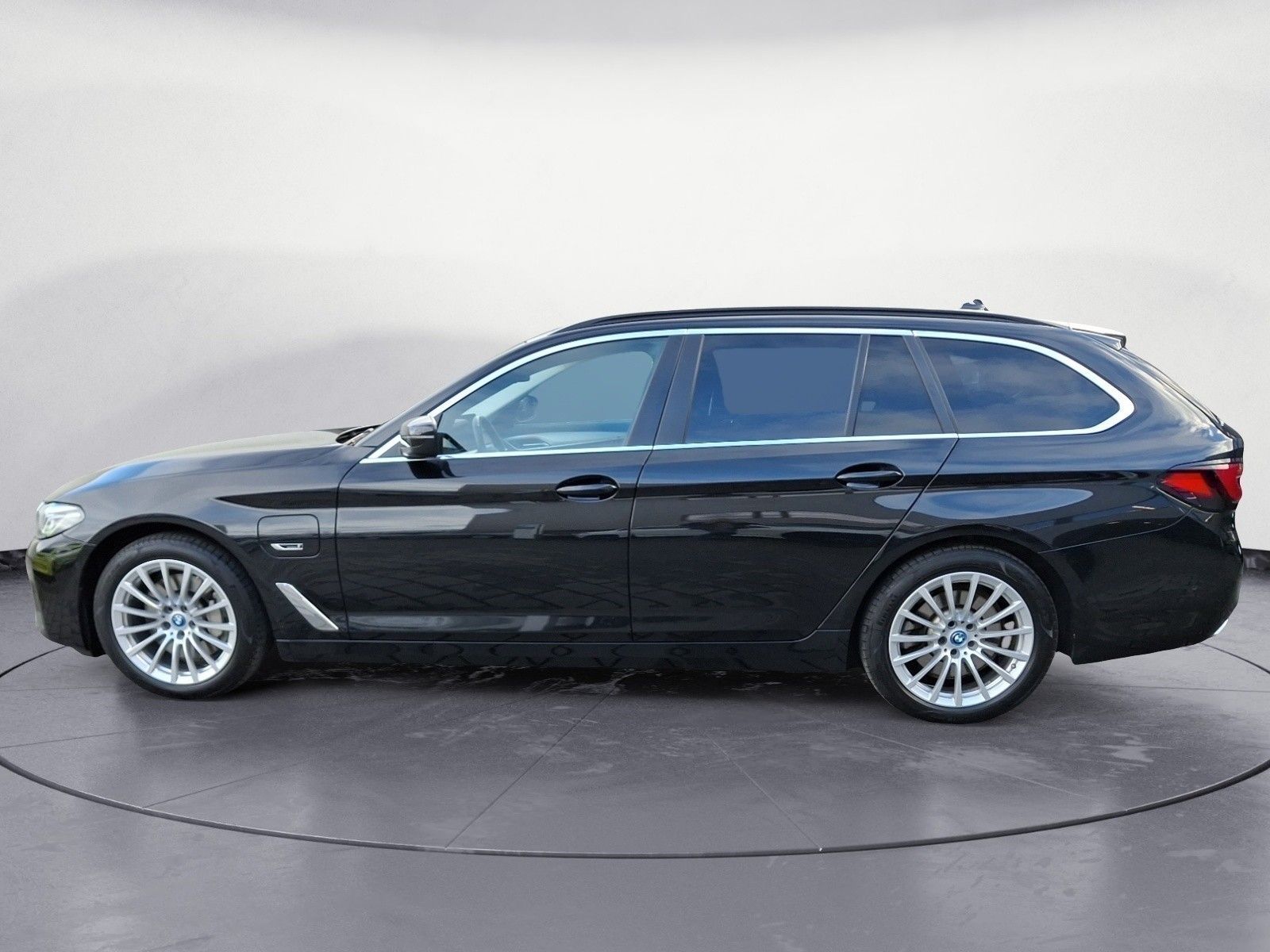 BMW 530e xDrive Touring *Business*Navi*Kamera*LED*AH foto 4