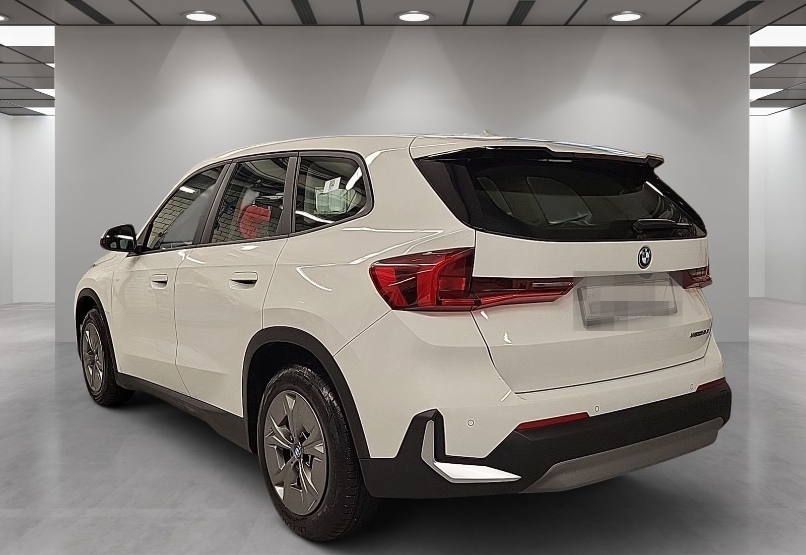 BMW iX1 xDrive30 Kamera Adap. M Fahrwerk foto 4