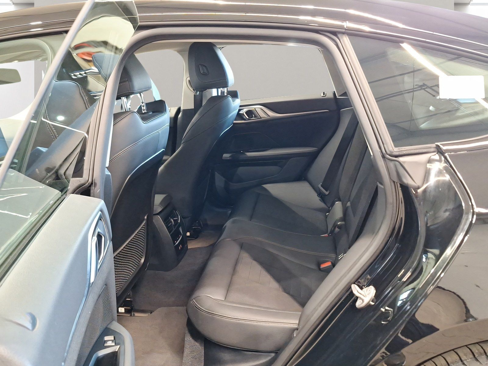 BMW i4 eDrive40 Gran Coupé Navi Kamera Sitzheizung foto 6