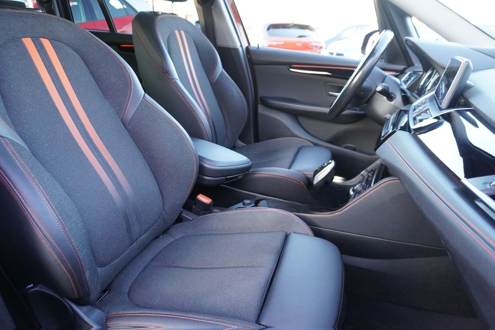 BMW 218i GT Sport Line LED Navi ACC el. Heckklappe foto 11