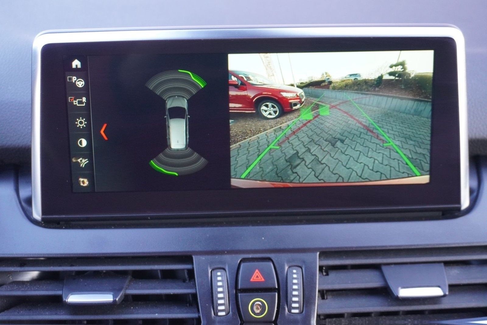 BMW 218i GT Sport Line LED Navi ACC el. Heckklappe foto 16
