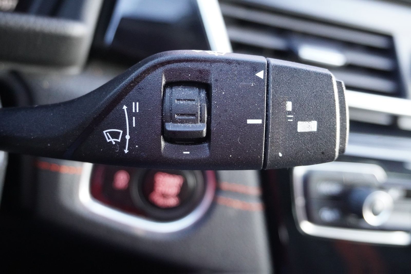 BMW 218i GT Sport Line LED Navi ACC el. Heckklappe foto 26