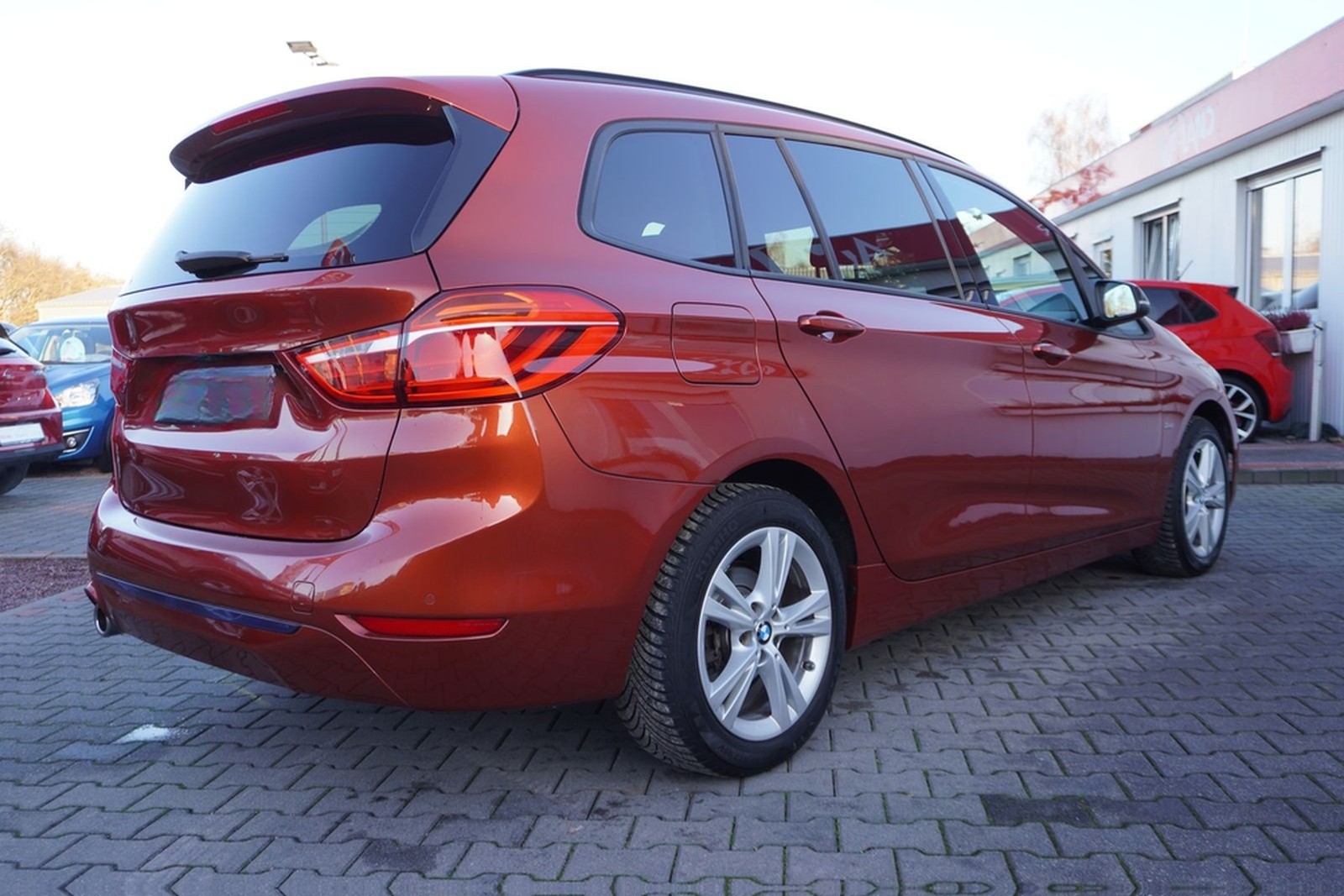 BMW 218i GT Sport Line LED Navi ACC el. Heckklappe foto 6