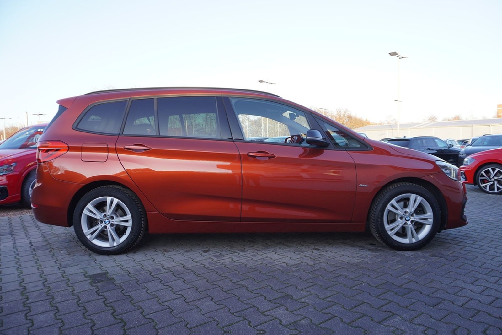 BMW 218i GT Sport Line LED Navi ACC el. Heckklappe foto 7