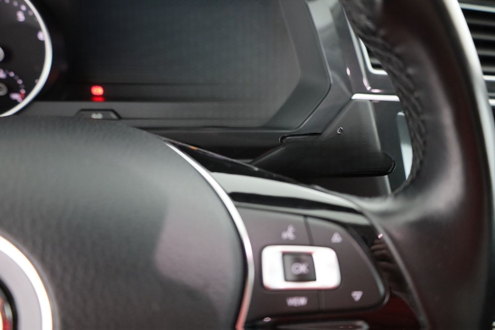 Volkswagen Tiguan 1.5 TSI IQ.DRIVE Navi ACC Sitzheizung PDC foto 20