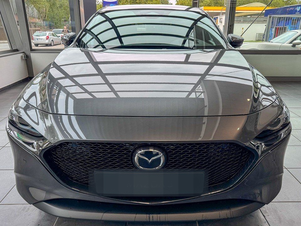 Mazda 3 Exclusive-Line foto 2