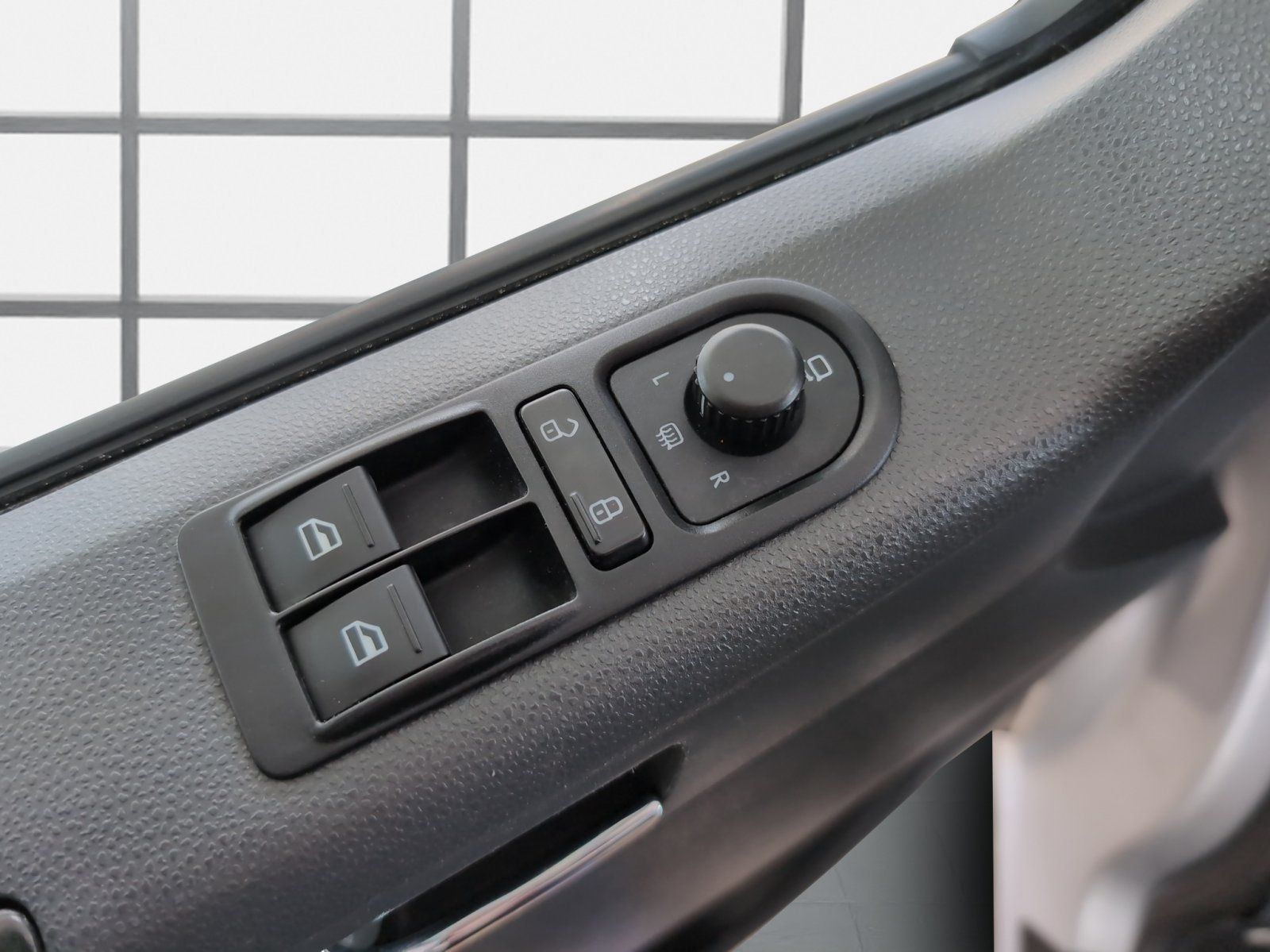 Volkswagen  lang 2.0 TDI /StHzg/el.Tür/DAB/BiXenon/Kamera foto 15