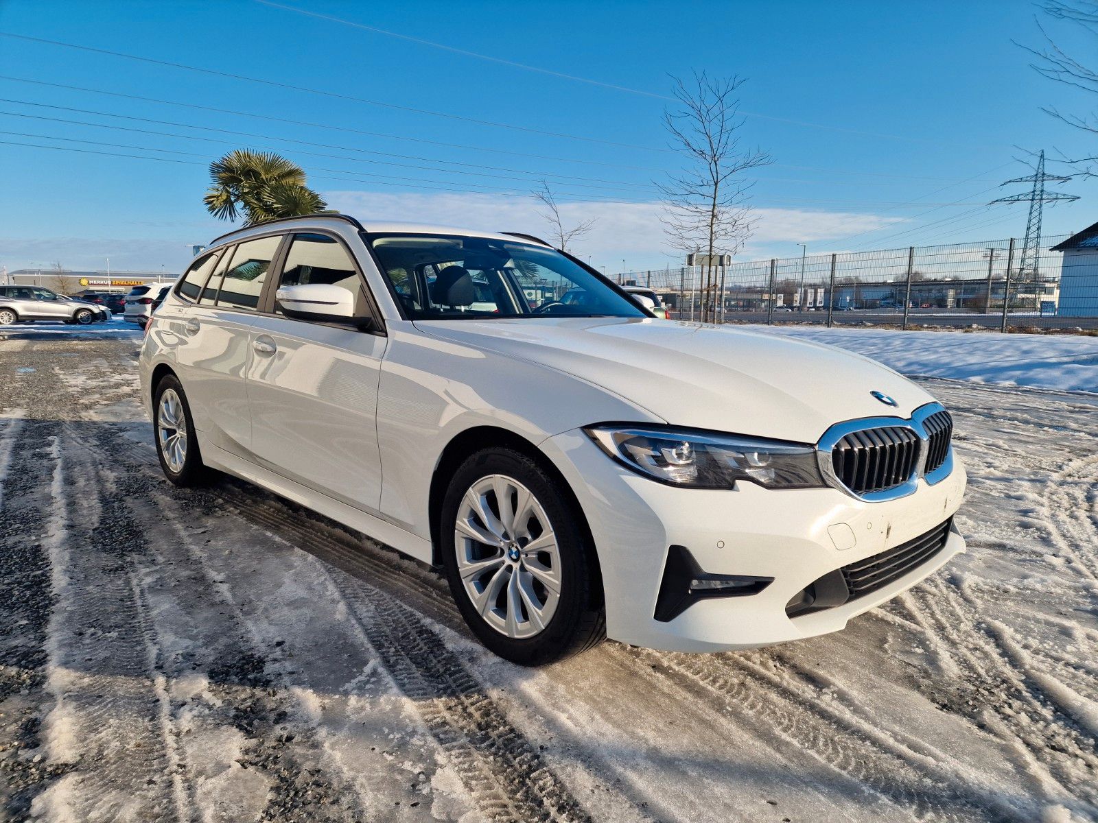 BMW 320d *AHK*Navi*LED*Komf.zuga.*gr. Tank*Fernl.Ass foto 5