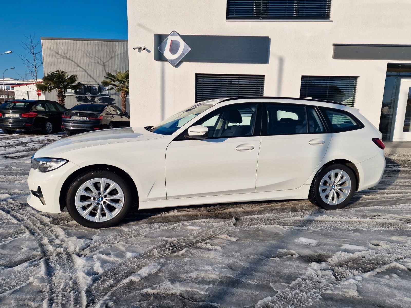 BMW 320d *AHK*Navi*LED*Komf.zuga.*gr. Tank*Fernl.Ass foto 10