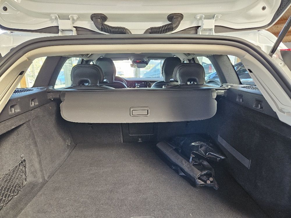 Volvo V60 D3 Momentum AT-G8+LED+RFK foto 4