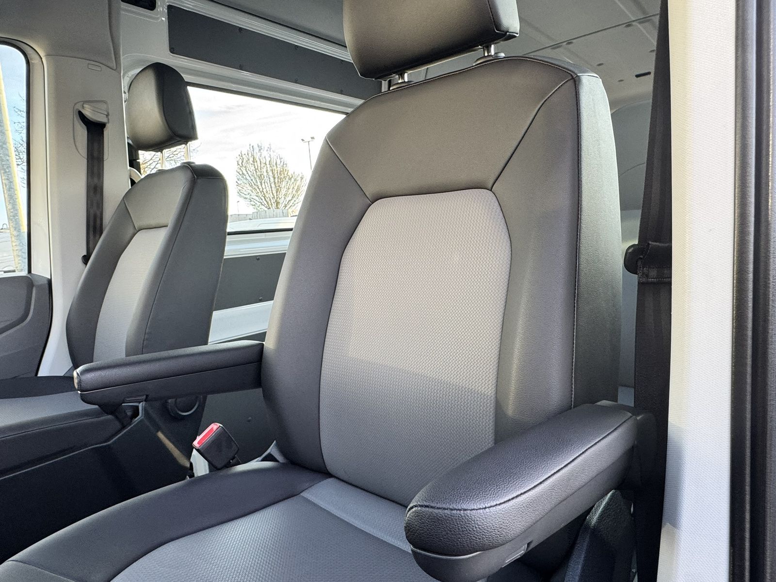 Volkswagen Crafter Kombi 35 Maxi L3H2 Standh*8-Sitzer*Rampe foto 11