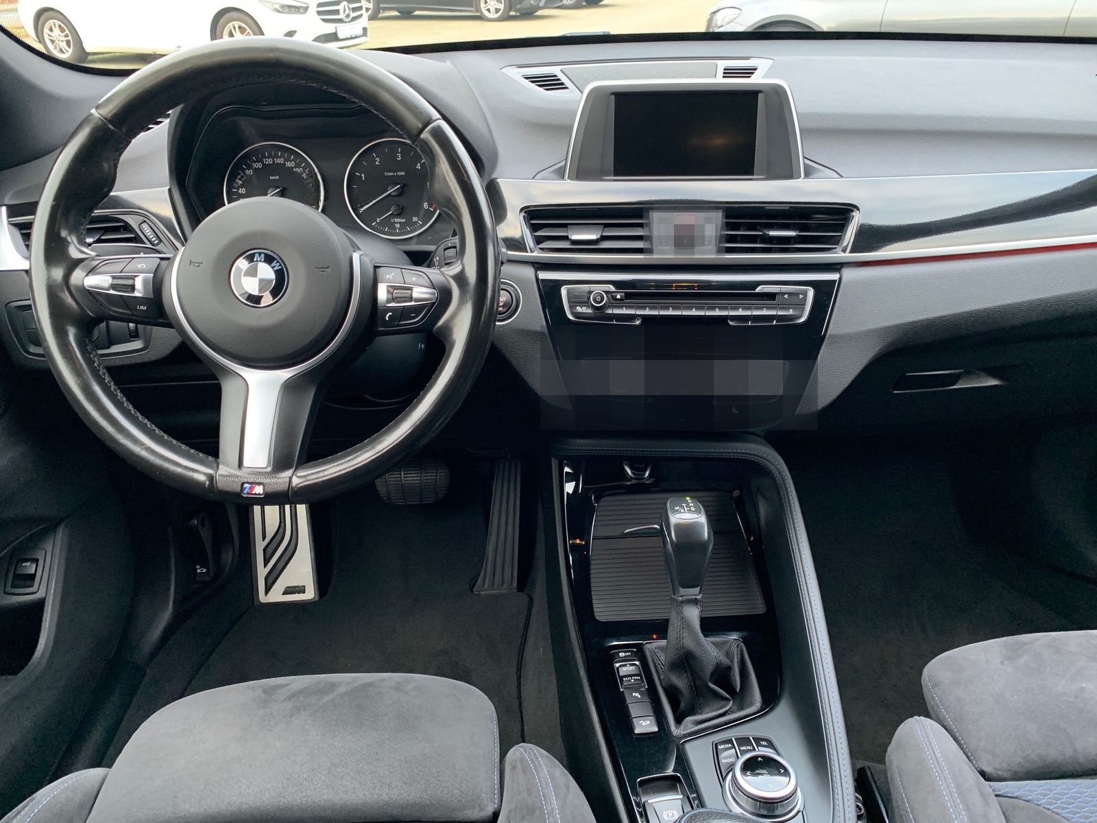 BMW X1 xDrive20d M Sport+LED+Navi+HiFi+PDC+AHK foto 11