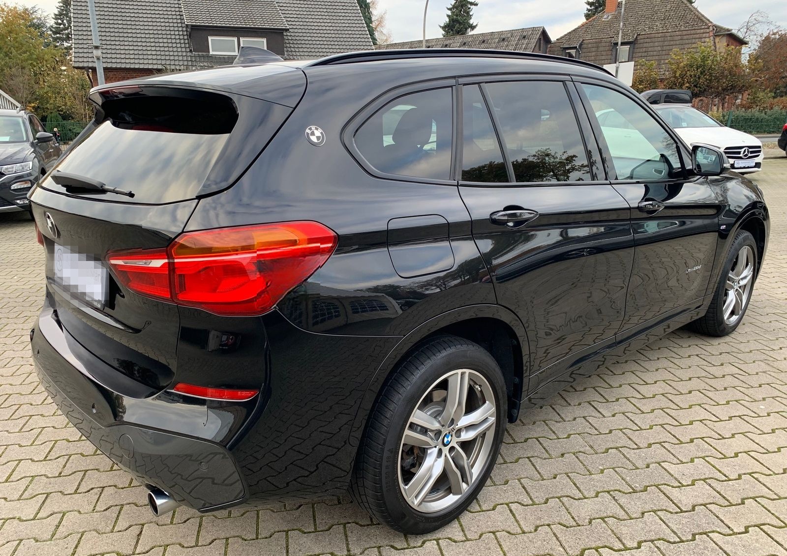 BMW X1 xDrive20d M Sport+LED+Navi+HiFi+PDC+AHK foto 5