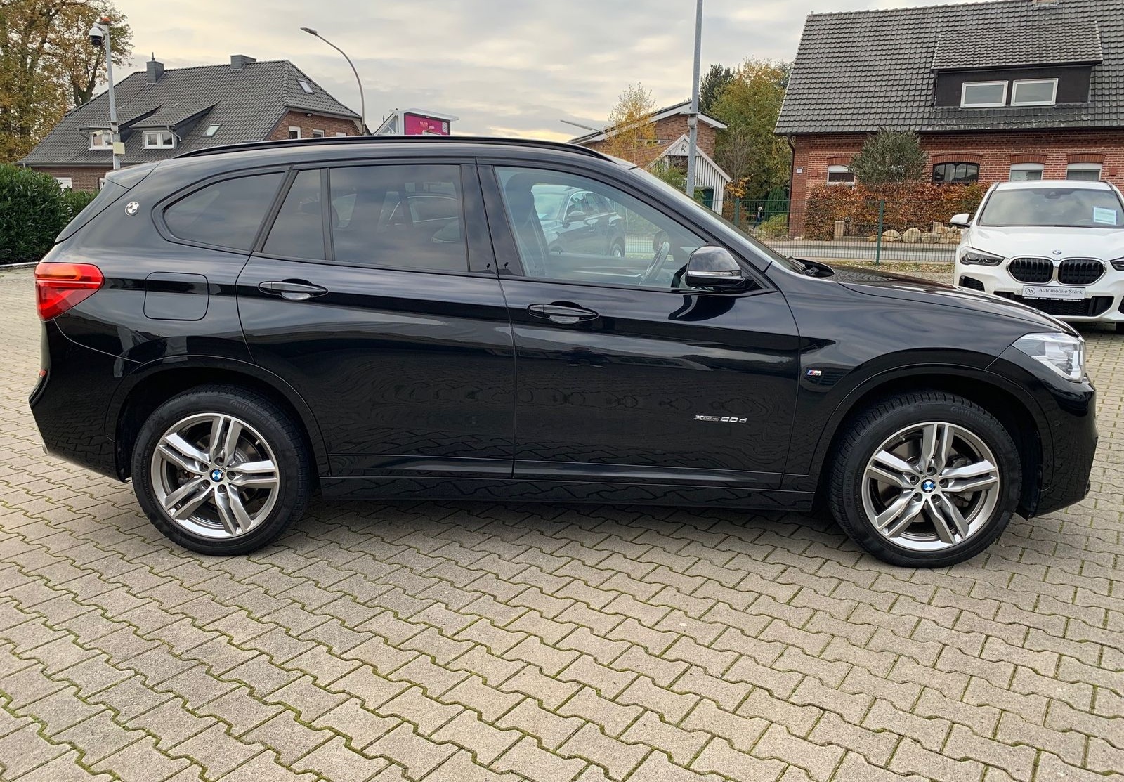 BMW X1 xDrive20d M Sport+LED+Navi+HiFi+PDC+AHK foto 6