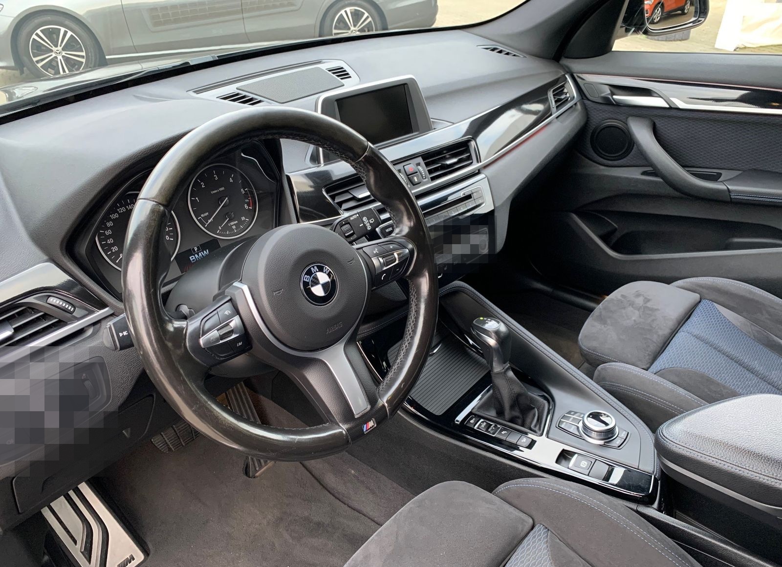 BMW X1 xDrive20d M Sport+LED+Navi+HiFi+PDC+AHK foto 10