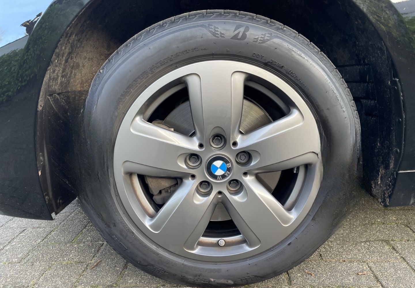 BMW 116 d Advantage Sitzh LKHZ Hifi K-Aut. PDC v+h L foto 13