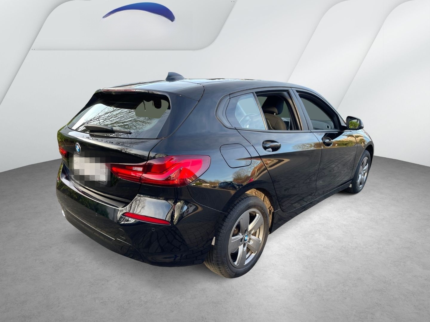 BMW 116 d Advantage Sitzh LKHZ Hifi K-Aut. PDC v+h L foto 4